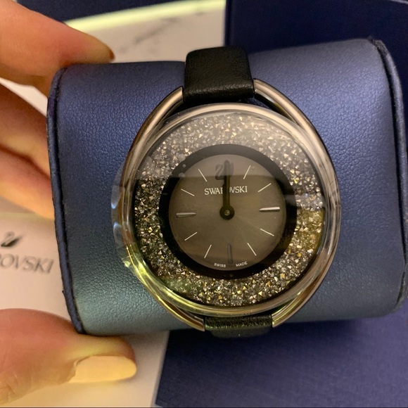 🤩 SWAROVSKI Oval Analog Brown Dial Ladies Watch. Item No : 5158517 - Picture 4 of 15